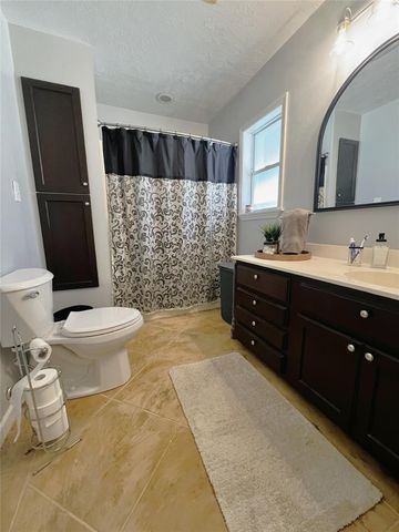 10040 Hwy 87 S, Hemphill, TX 75948