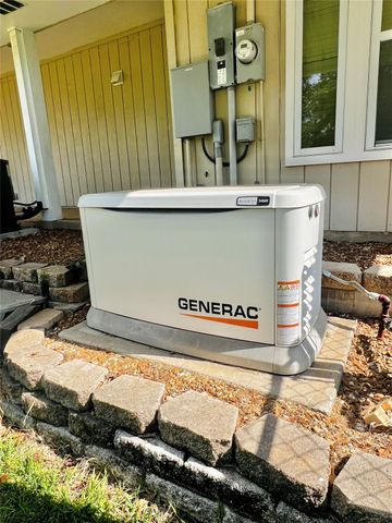 10040 Hwy 87 S, Hemphill, TX 75948