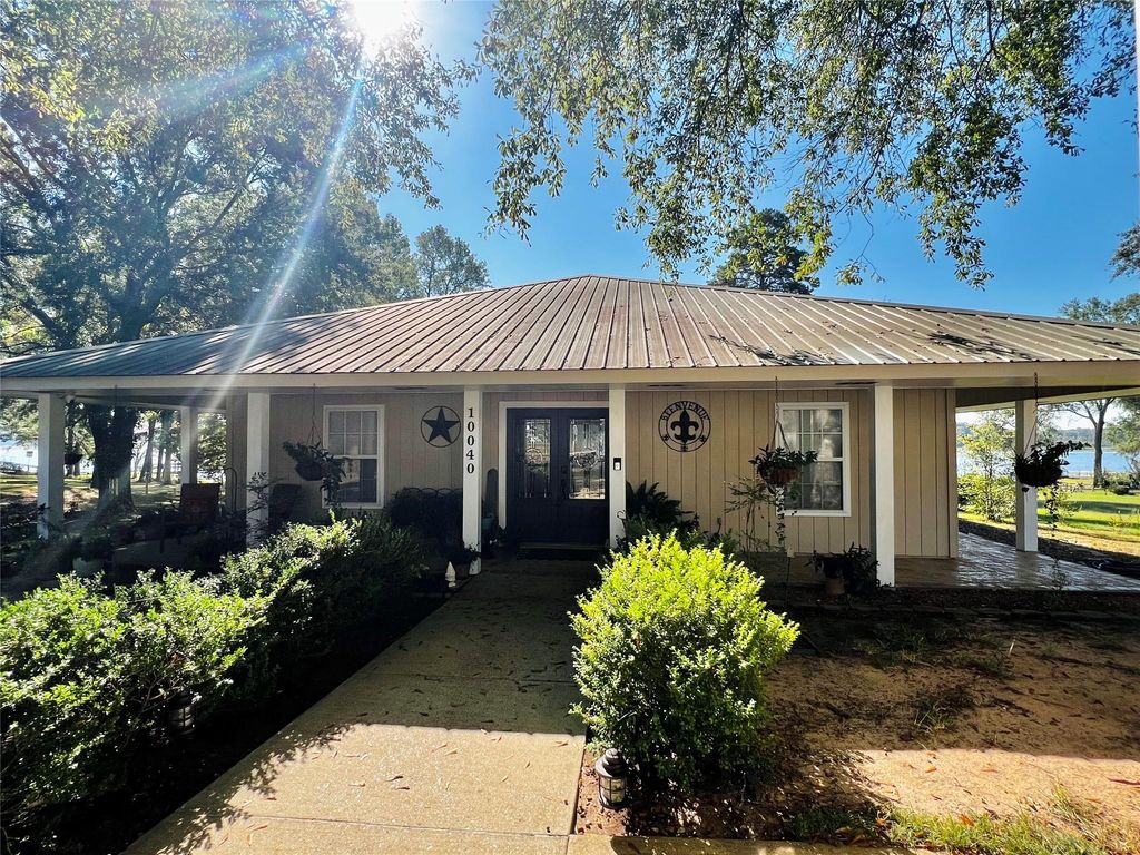 10040 Hwy 87 S, Hemphill, TX 75948