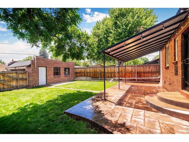 3026 W 39th Ave, Denver, CO 80211