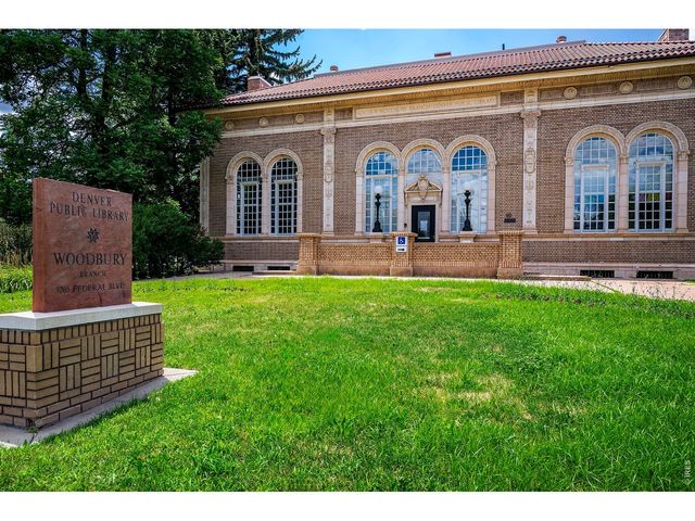 3026 W 39th Ave, Denver, CO 80211