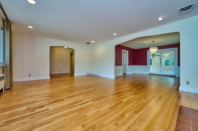 60 Brookline Street 60, Newton, MA 02467