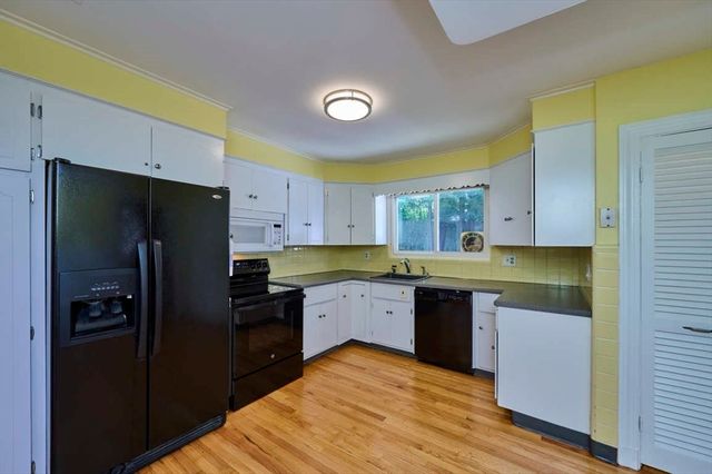 60 Brookline Street 60, Newton, MA 02467