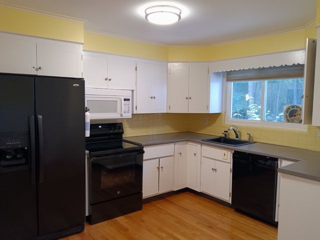 60 Brookline Street 60, Newton, MA 02467