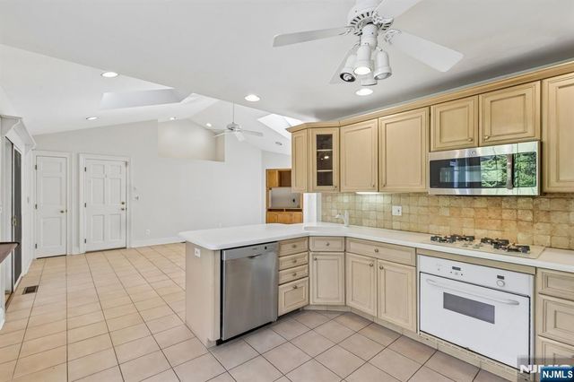 162 Anderson Avenue, Closter, NJ 07624