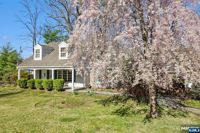 162 Anderson Avenue, Closter, NJ 07624