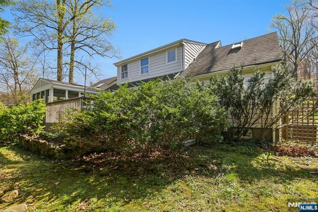 162 Anderson Avenue, Closter, NJ 07624