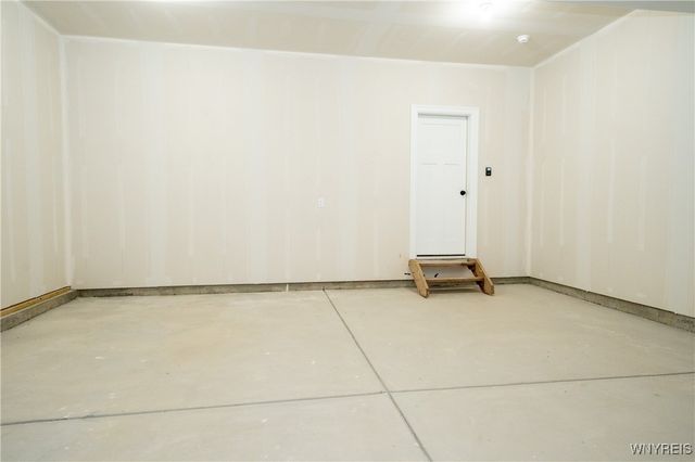 8418 Evelyn Drive, Eden, NY 14008