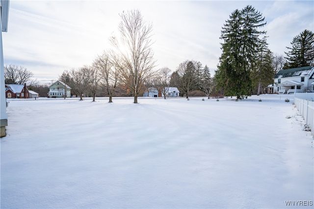 8418 Evelyn Drive, Eden, NY 14008