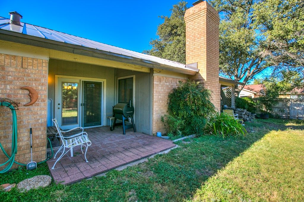 Image 27 of property listing at 3902 Driftwood Dr, San Angelo, TX 76904