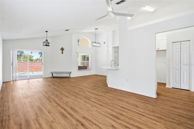 1500 CASTERTON CIRCLE, Davenport, FL 33897