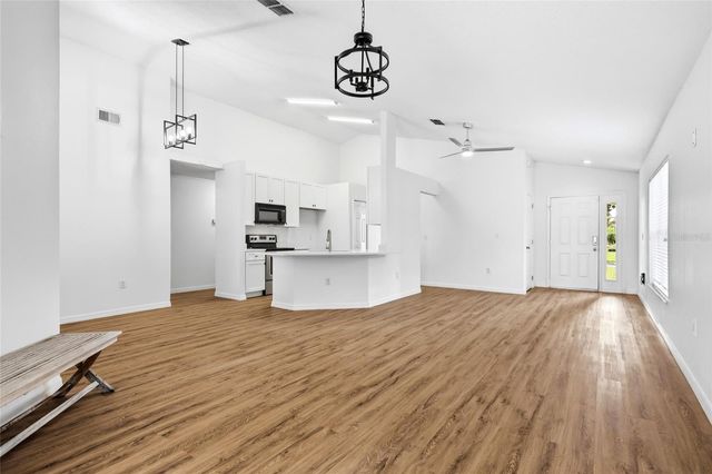 1500 CASTERTON CIRCLE, Davenport, FL 33897