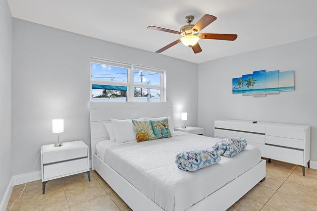 1325 SE 1st Ave, Deerfield Beach, FL 33441