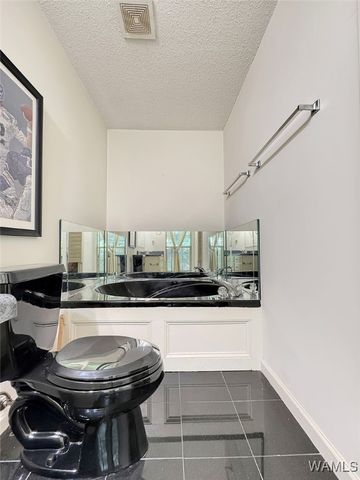 3303 Woodland Road, Tuscaloosa, AL 35405