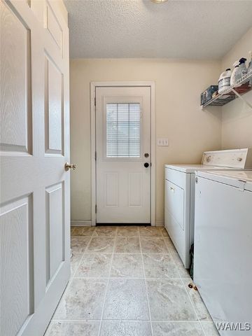 3303 Woodland Road, Tuscaloosa, AL 35405