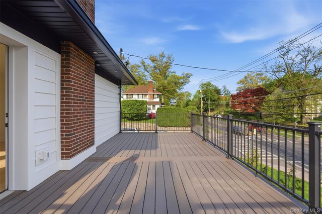 40 Calhoun Avenue, New Rochelle, NY 10801