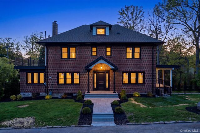 40 Calhoun Avenue, New Rochelle, NY 10801