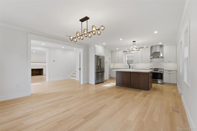 40 Calhoun Avenue, New Rochelle, NY 10801