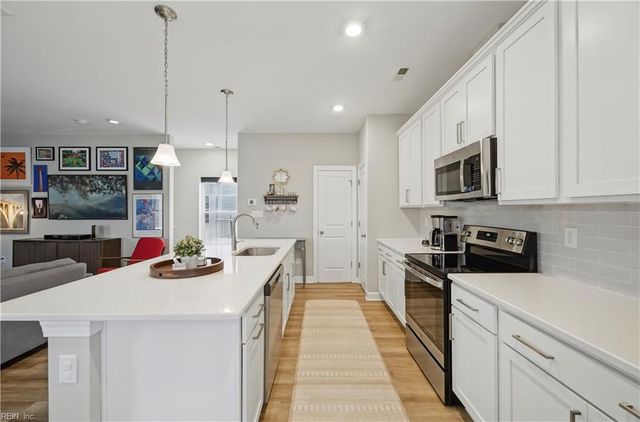 106 Genoa CT, Yorktown, VA 23693