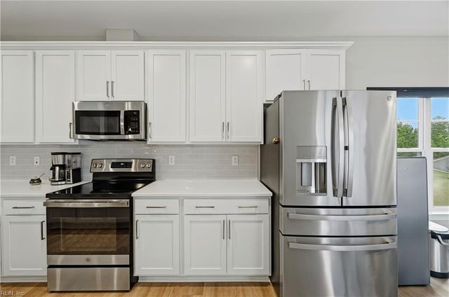 106 Genoa CT, Yorktown, VA 23693