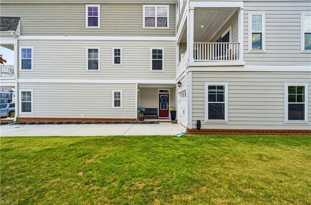 106 Genoa CT, Yorktown, VA 23693