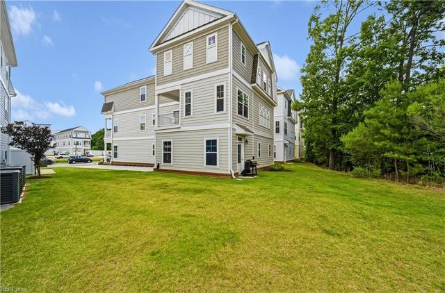 106 Genoa CT, Yorktown, VA 23693