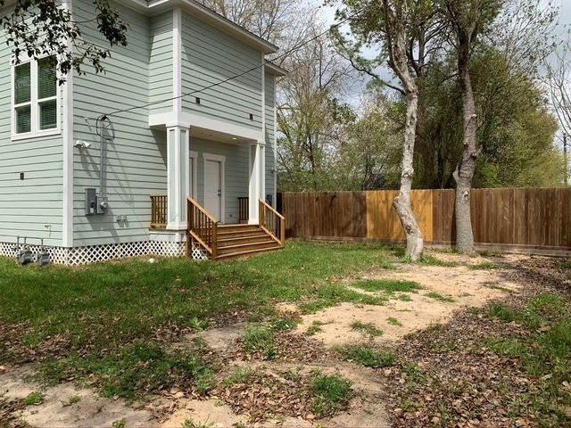 2509 S Grand Boulevard A, Pearland, TX 77581