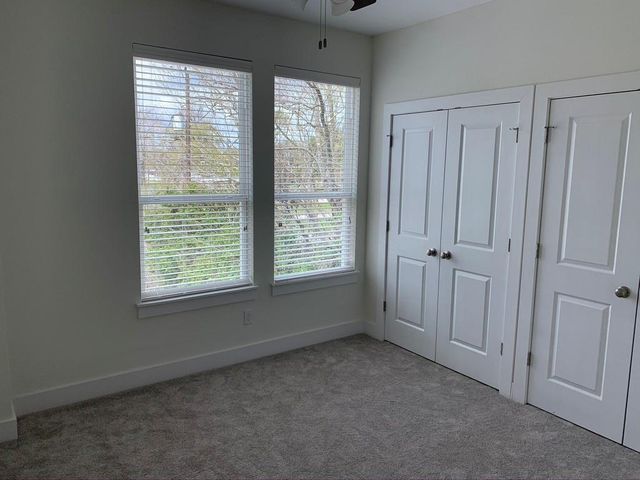 2509 S Grand Boulevard A, Pearland, TX 77581