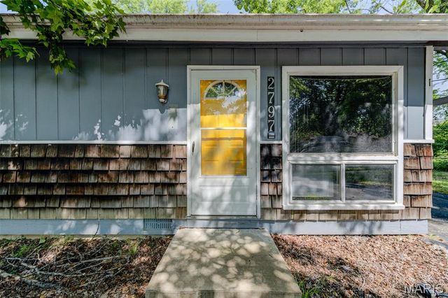 2797 Dawnview Drive, Florissant, MO 63031