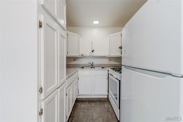 2797 Dawnview Drive, Florissant, MO 63031