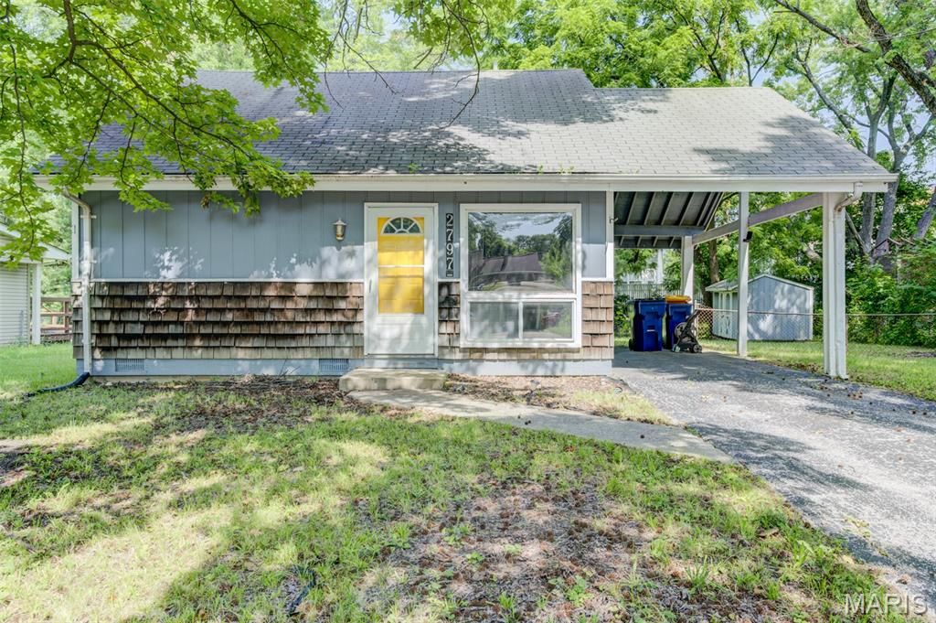 2797 Dawnview Drive, Florissant, MO 63031