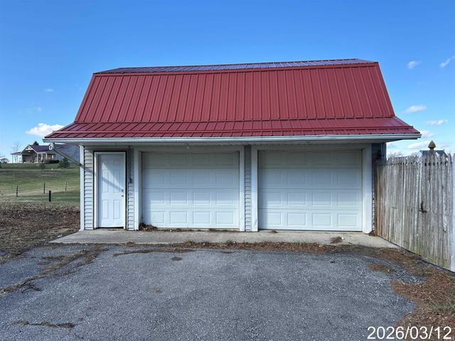 4409 County Road 60, Auburn, IN 46706