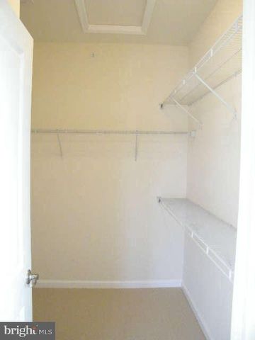 42577 BURBANK TER, Sterling, VA 20166