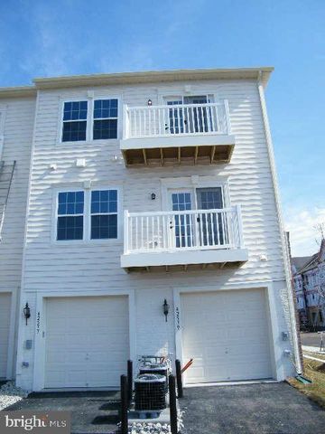 42577 BURBANK TER, Sterling, VA 20166