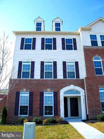 42577 BURBANK TER, Sterling, VA 20166