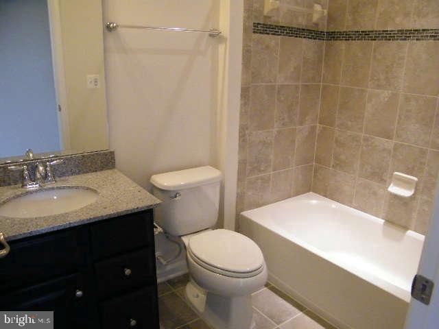 42577 BURBANK TER, Sterling, VA 20166