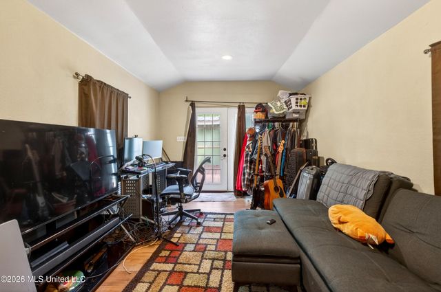 7721 Ridge Gate Road, Ocean Springs, MS 39564