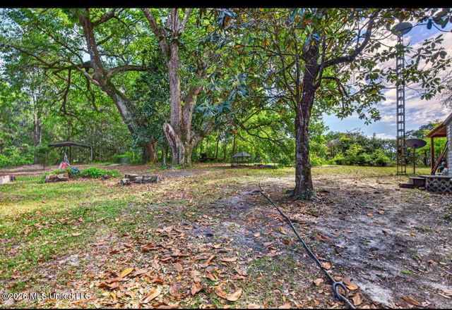 7721 Ridge Gate Road, Ocean Springs, MS 39564