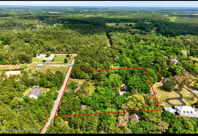 7721 Ridge Gate Road, Ocean Springs, MS 39564