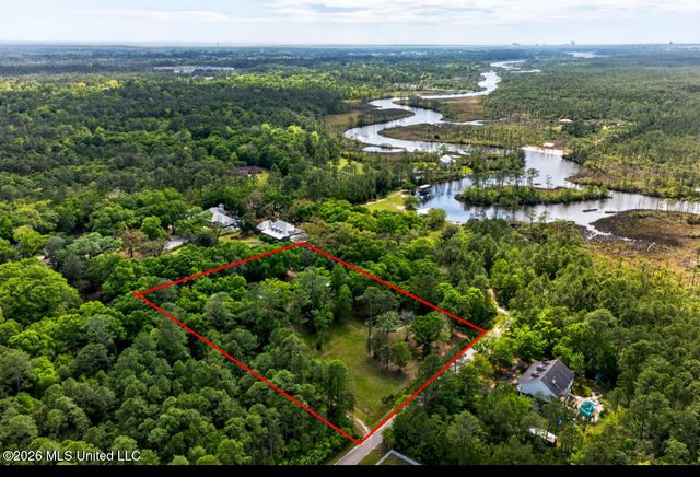 7721 Ridge Gate Road, Ocean Springs, MS 39564