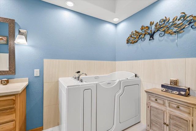 W11558 Island View Court, Lodi, WI 53555