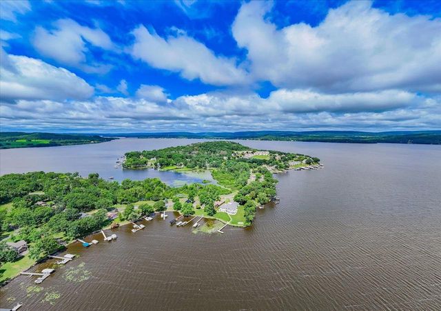 W11558 Island View Court, Lodi, WI 53555