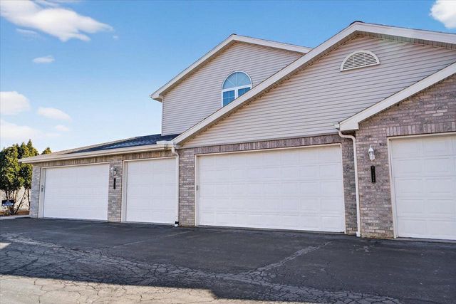 W11558 Island View Court, Lodi, WI 53555