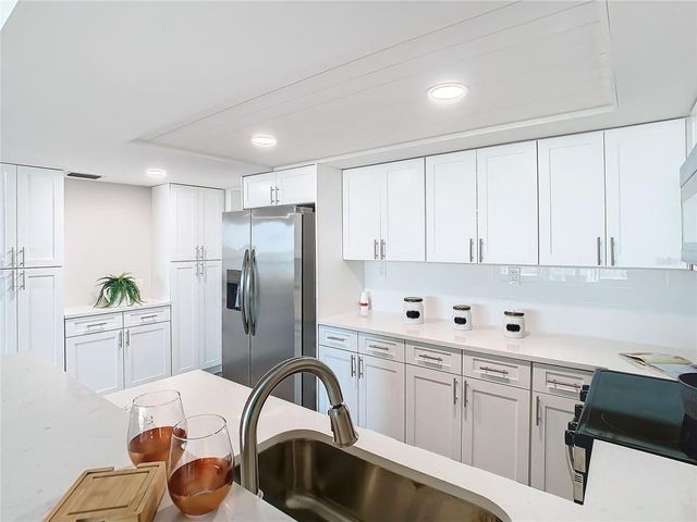 400 ISLAND WAY 1411, Clearwater Beach, FL 33767