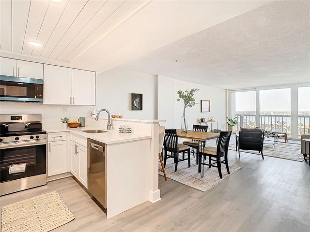 400 ISLAND WAY 1411, Clearwater Beach, FL 33767