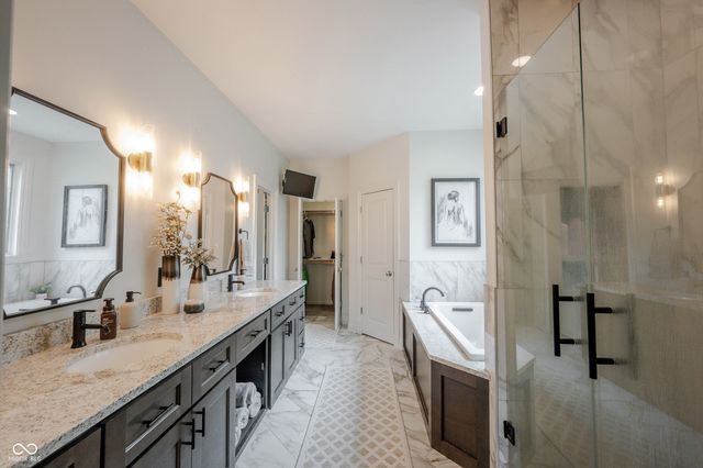 16481 Cyprian Circle, Westfield, IN 46074