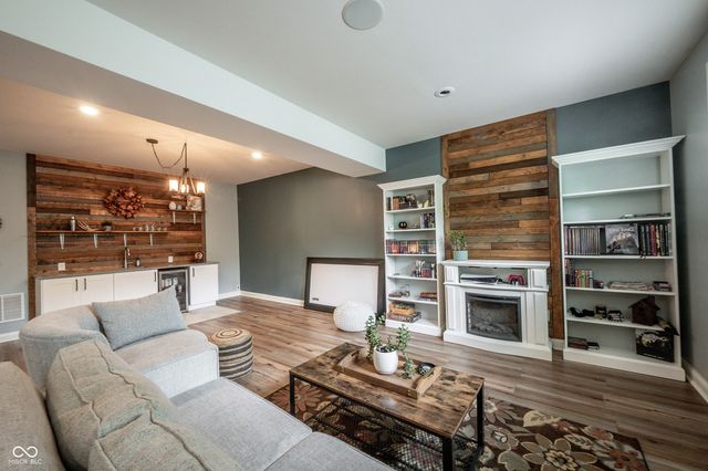16481 Cyprian Circle, Westfield, IN 46074