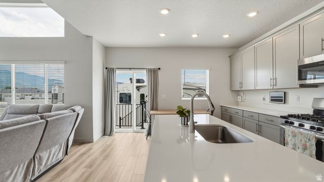 1418 S CASTILLO RD, Spanish Fork, UT 84660