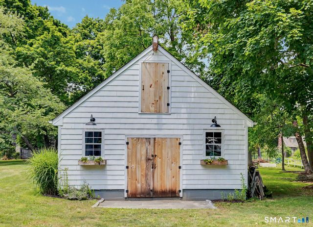 183 Range Road, Wilton, CT 06897