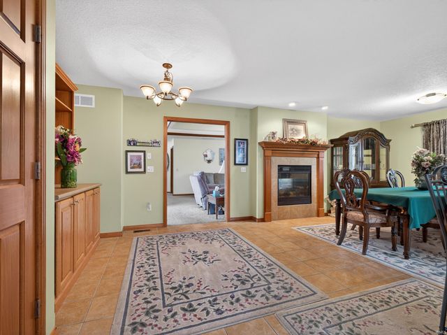 9421 Chapmans Boulevard, Fort Wayne, IN 46835